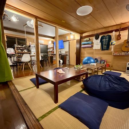 奄美ゲストハウス Hub A Nice Inn Setouchi  المظهر الخارجي الصورة