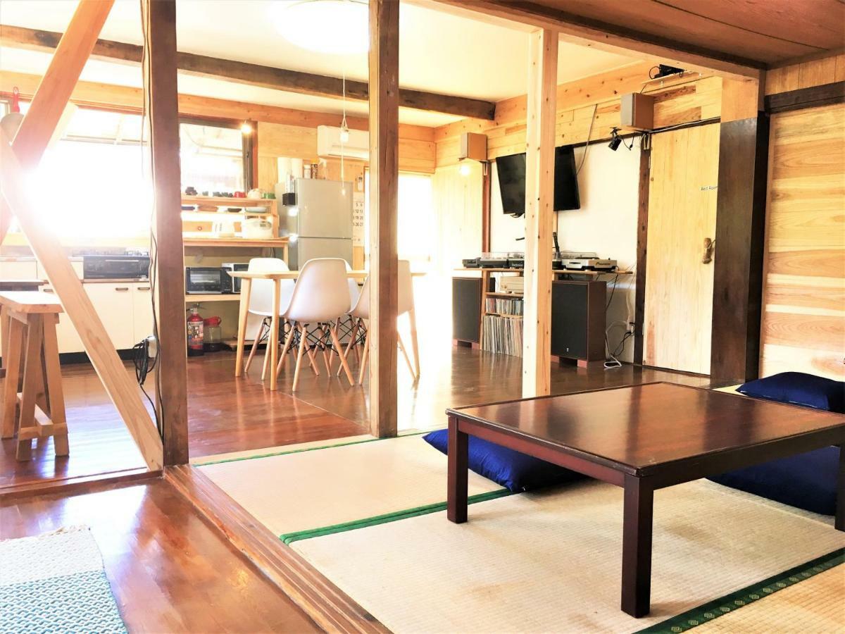 奄美ゲストハウス Hub A Nice Inn Setouchi  المظهر الخارجي الصورة